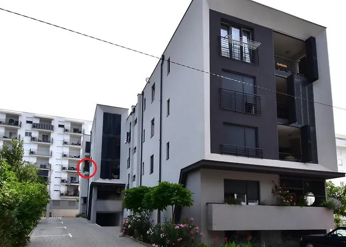 Apartment Johnny With Private Parking